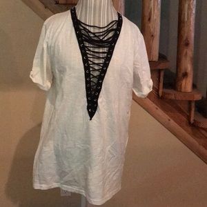 Women’s oversized v neck tee